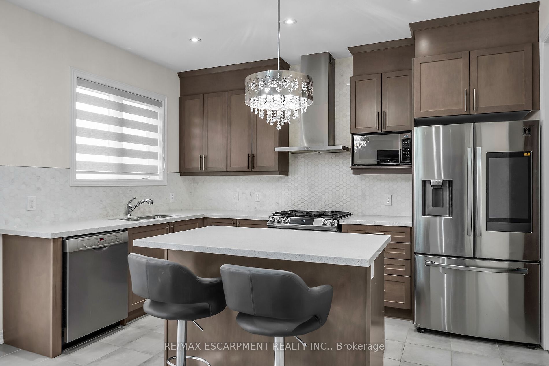 59 Findlay Dr