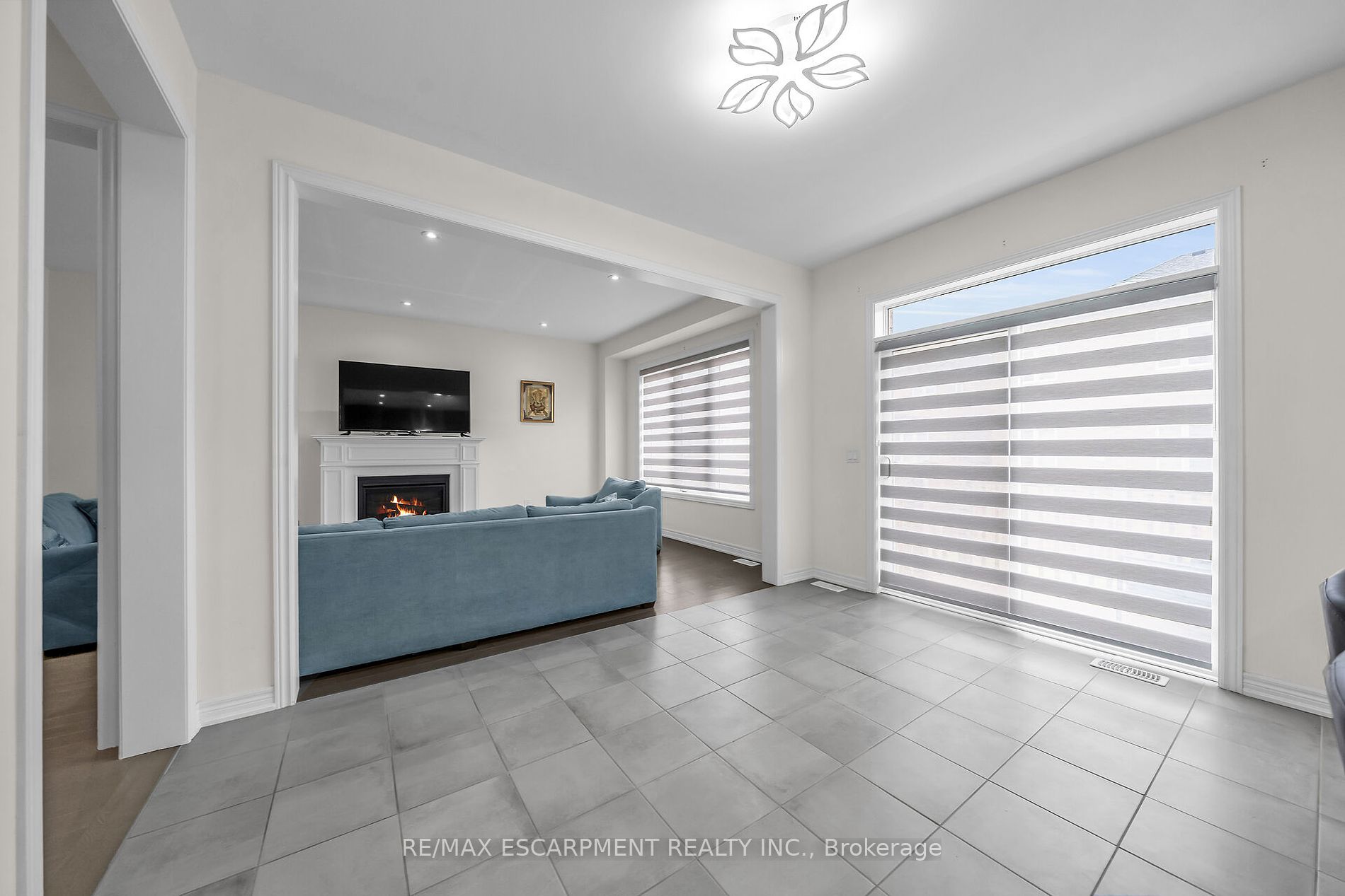 59 Findlay Dr
