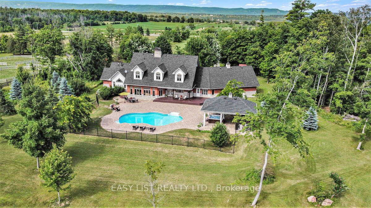 2465 Sixth Line Road