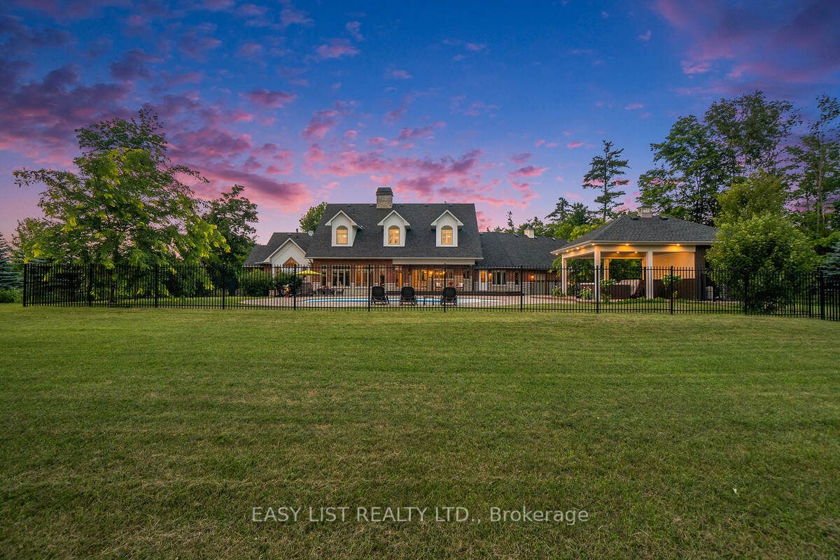 2465 Sixth Line Road