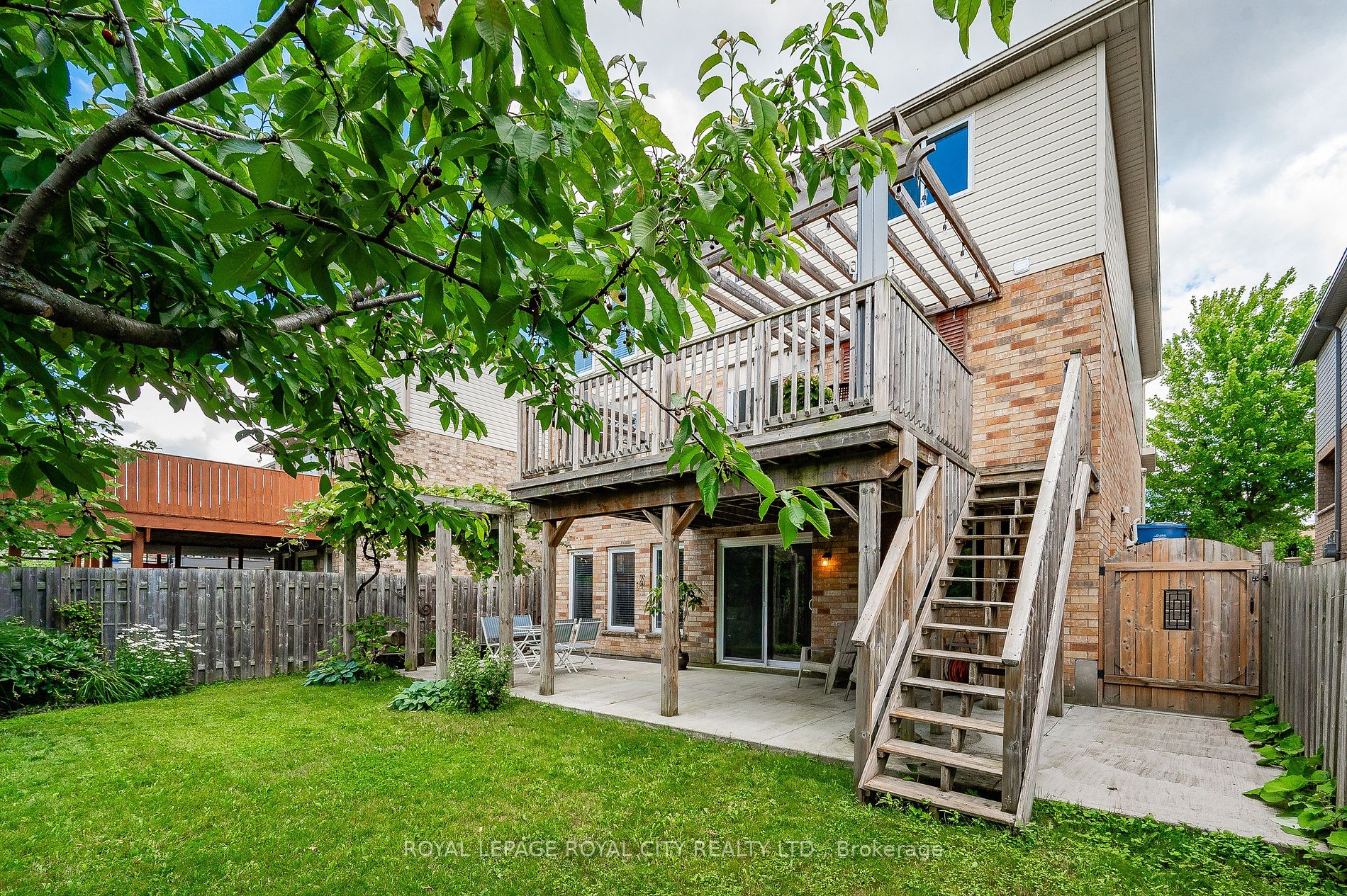 173 Clair Rd W
