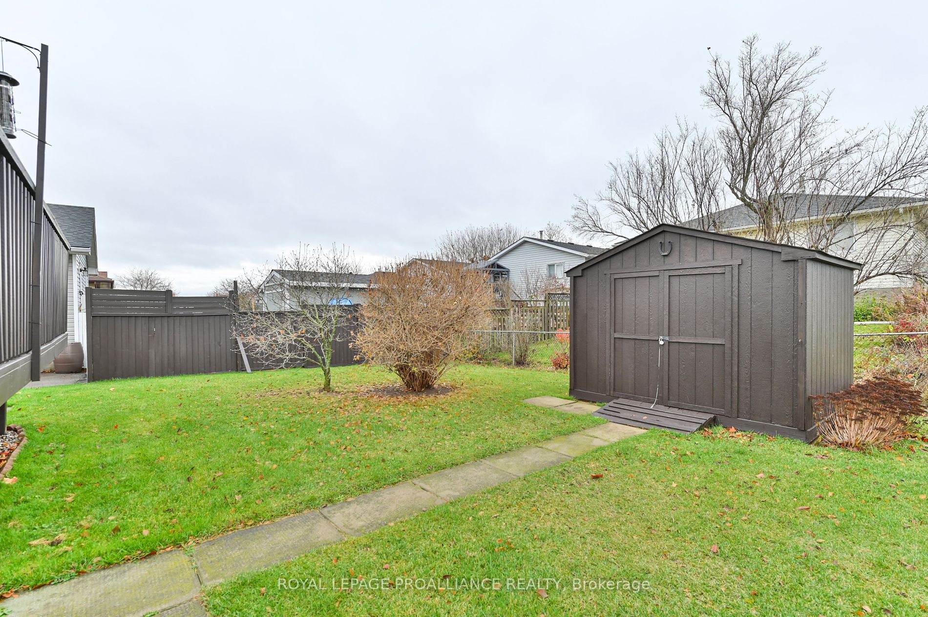 4 Bogart Crescent