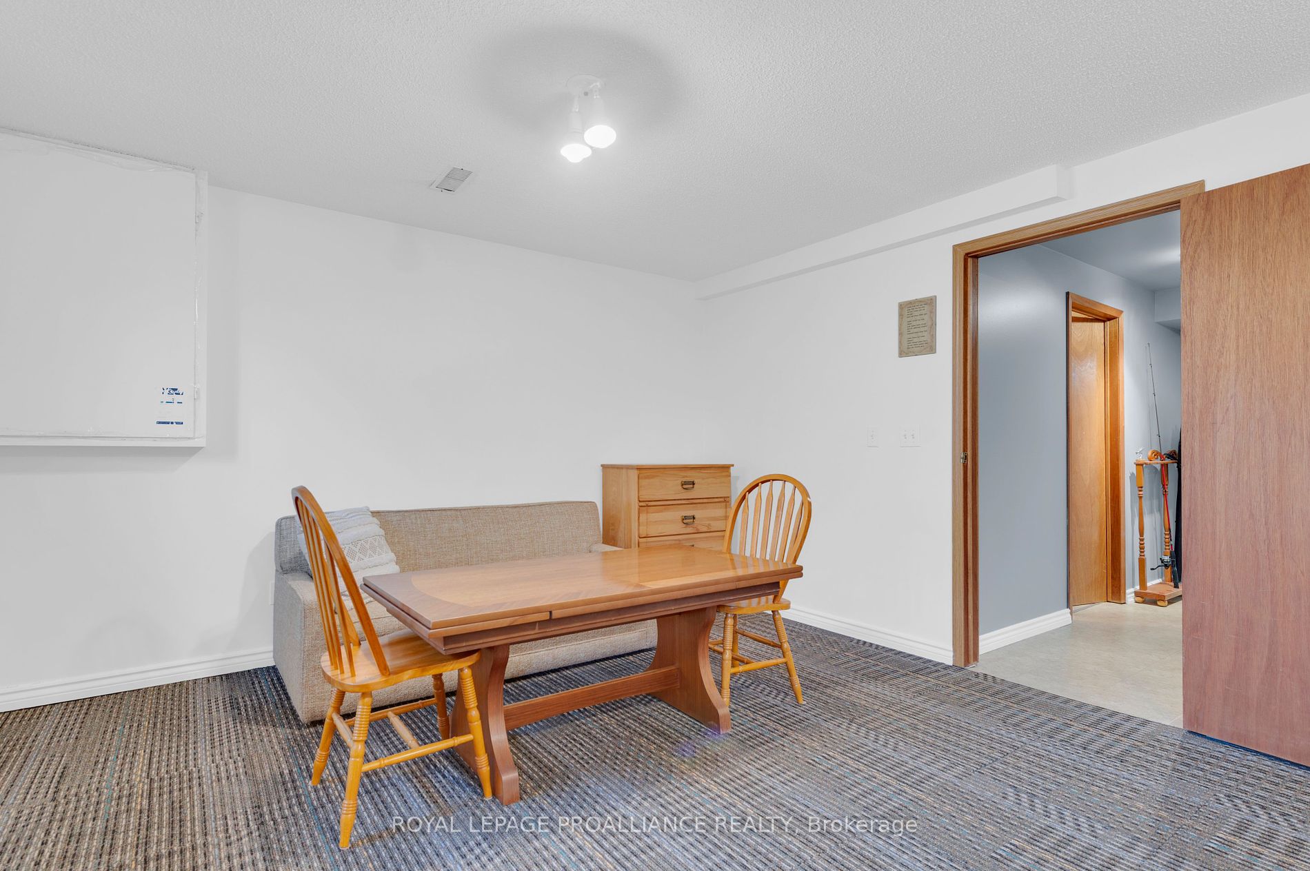 4 Bogart Crescent
