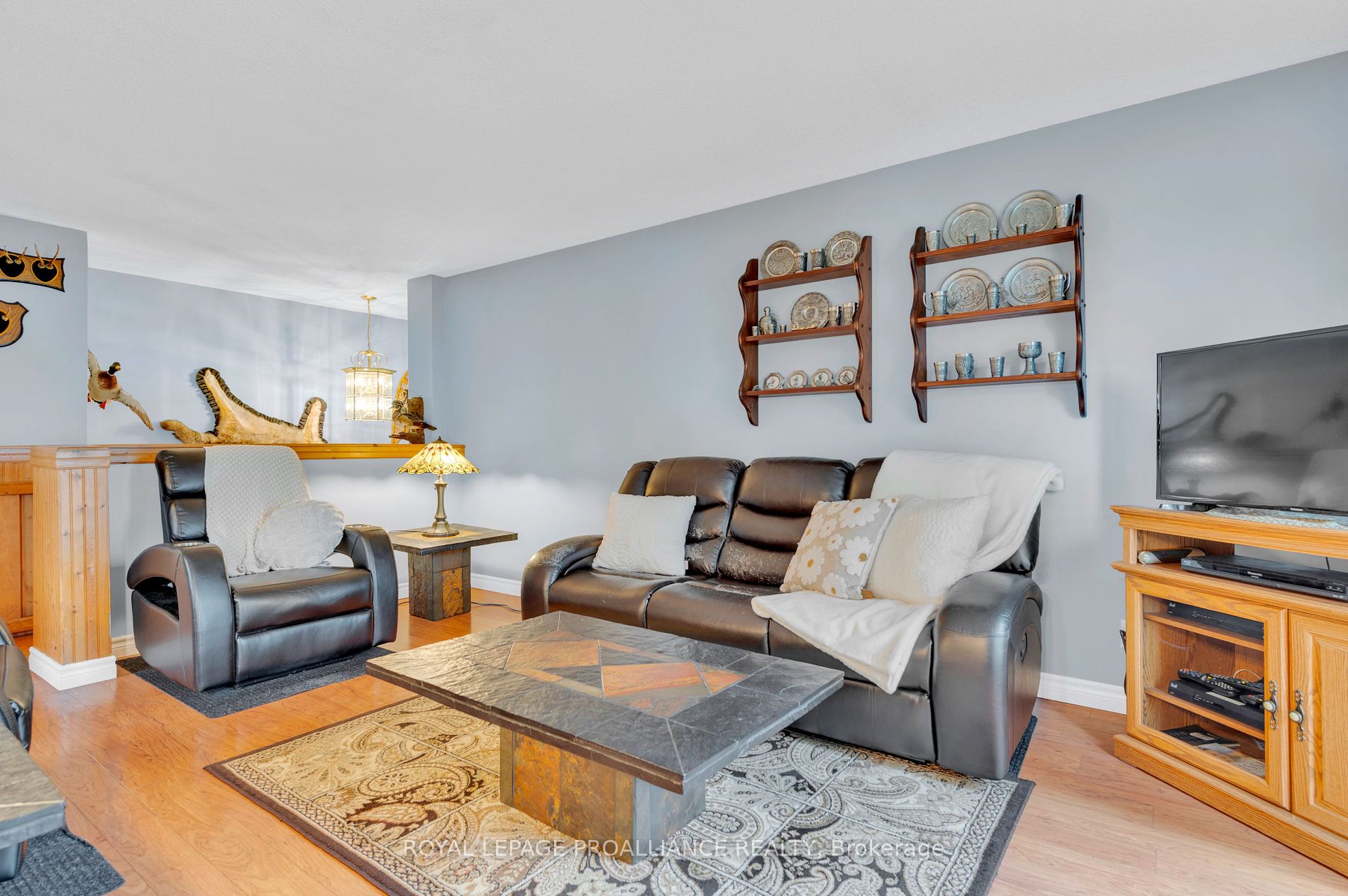 4 Bogart Crescent