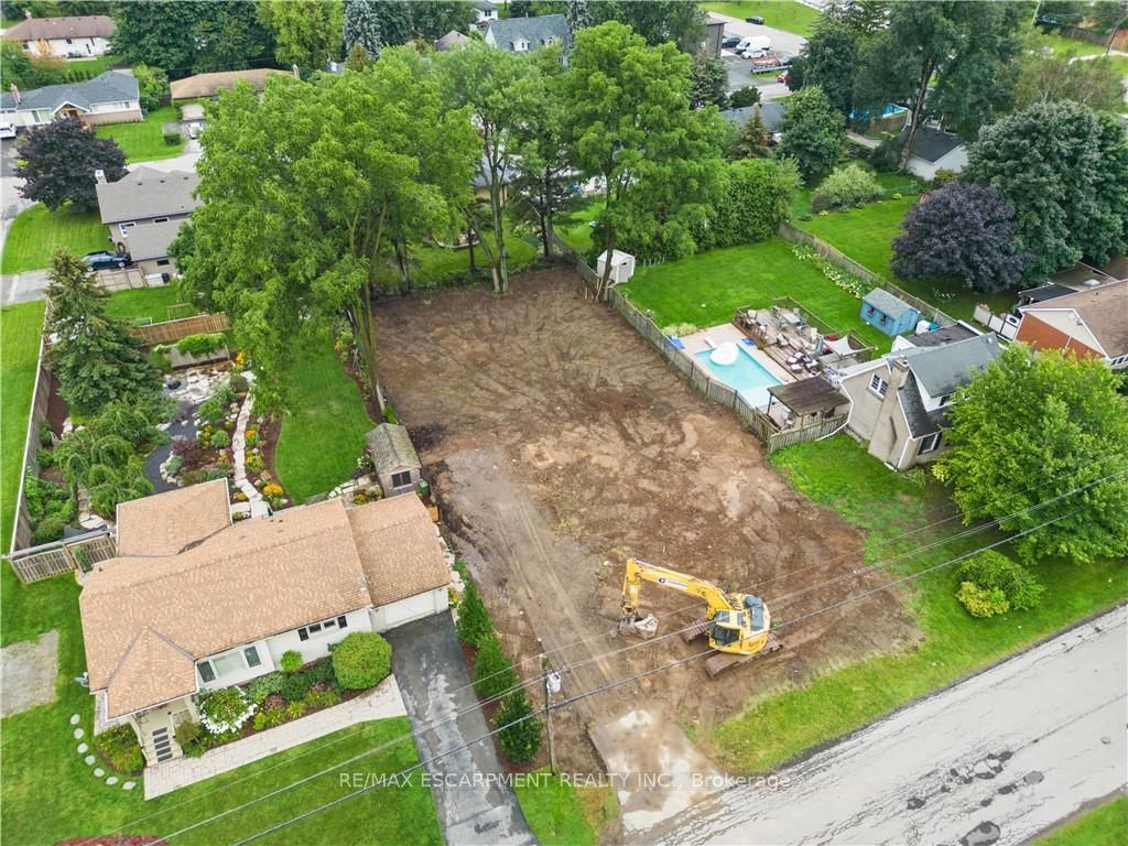28 Calvin Street