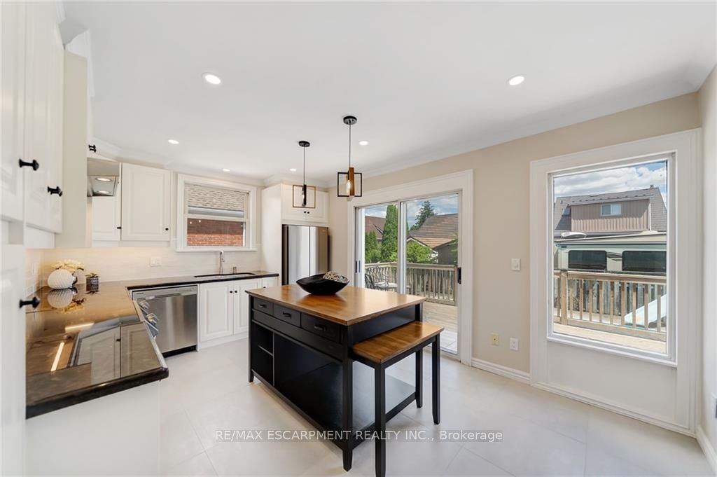 55 EAST 13TH St
