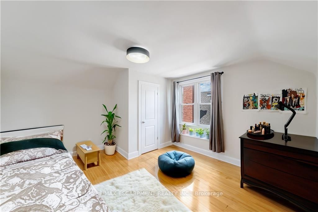 55 EAST 13TH St