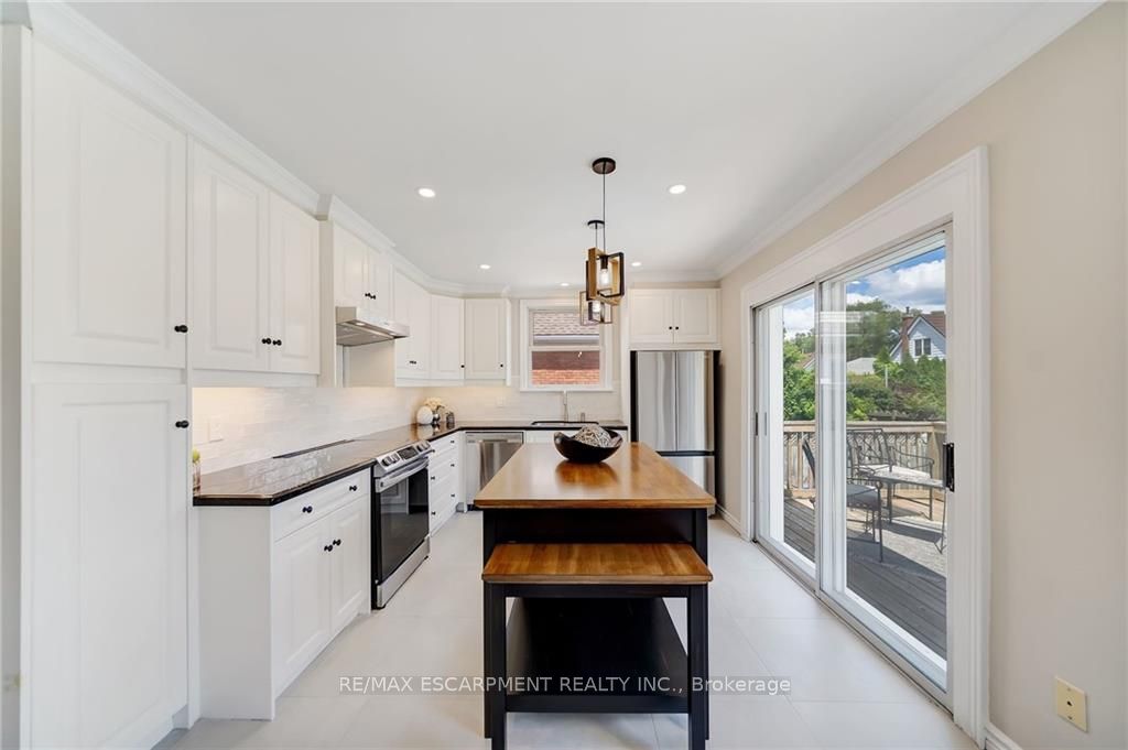 55 EAST 13TH St