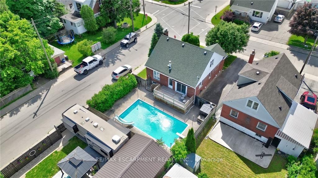 55 EAST 13TH St