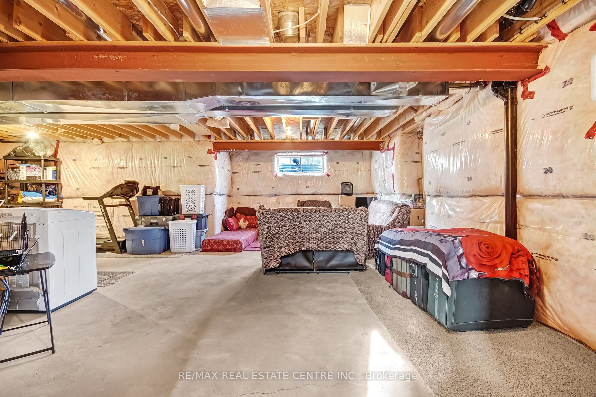 439 Champlain Ave
