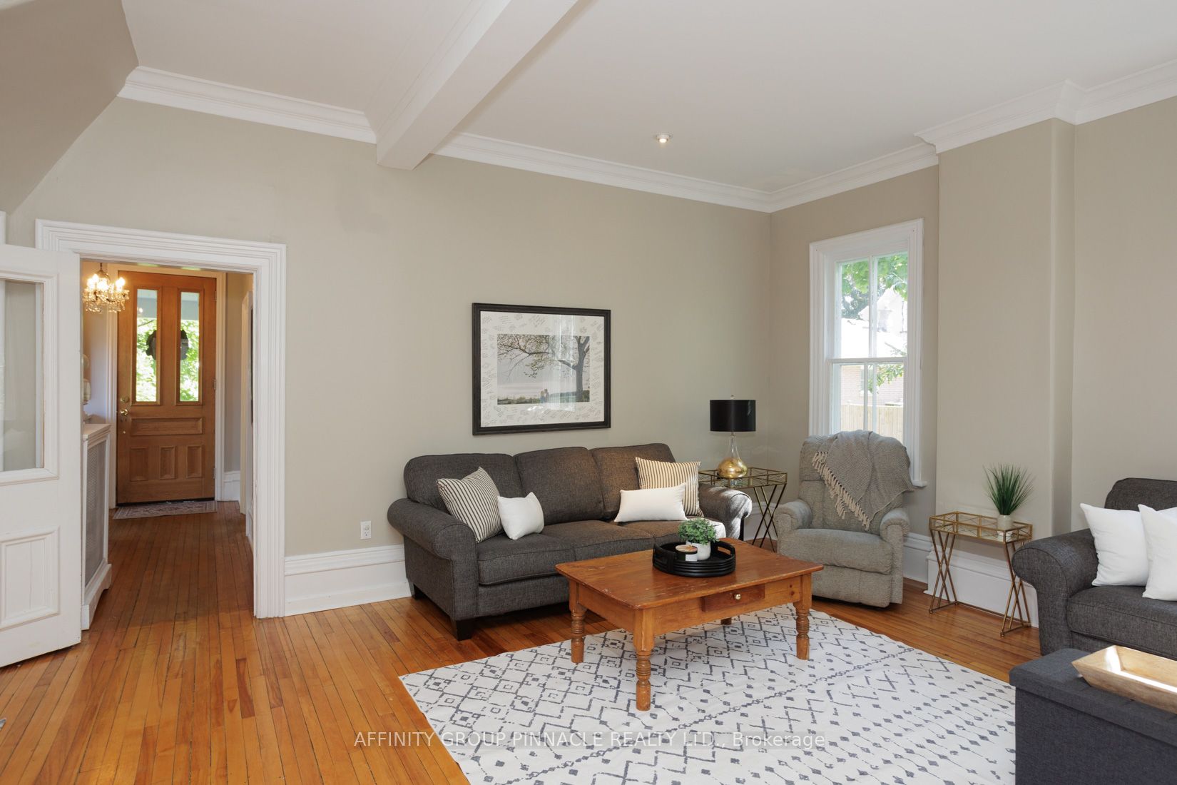 18 Elgin St