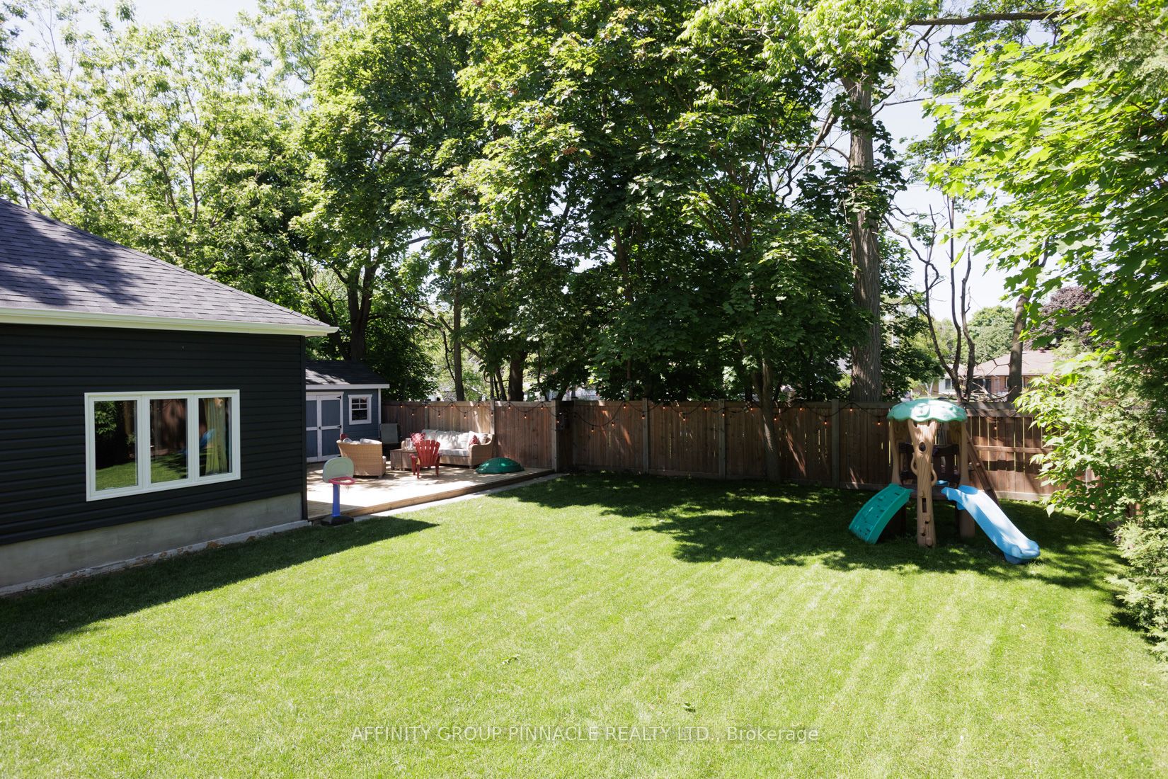 18 Elgin St