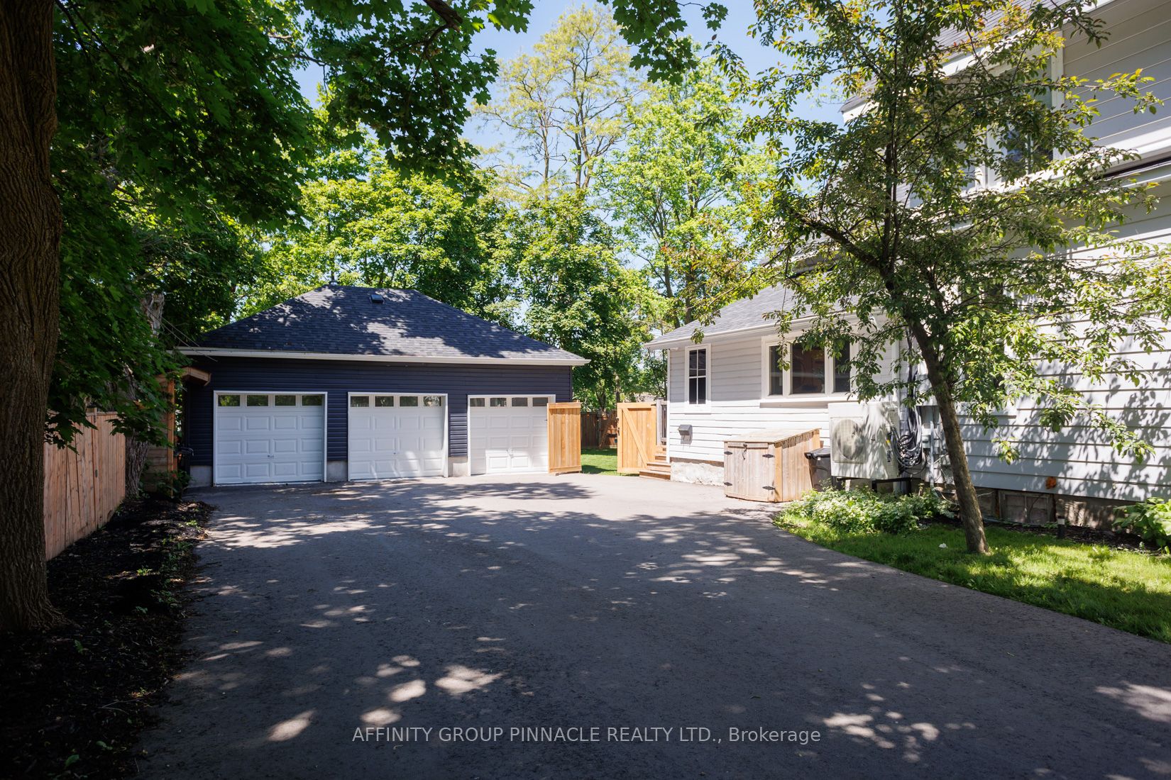 18 Elgin St