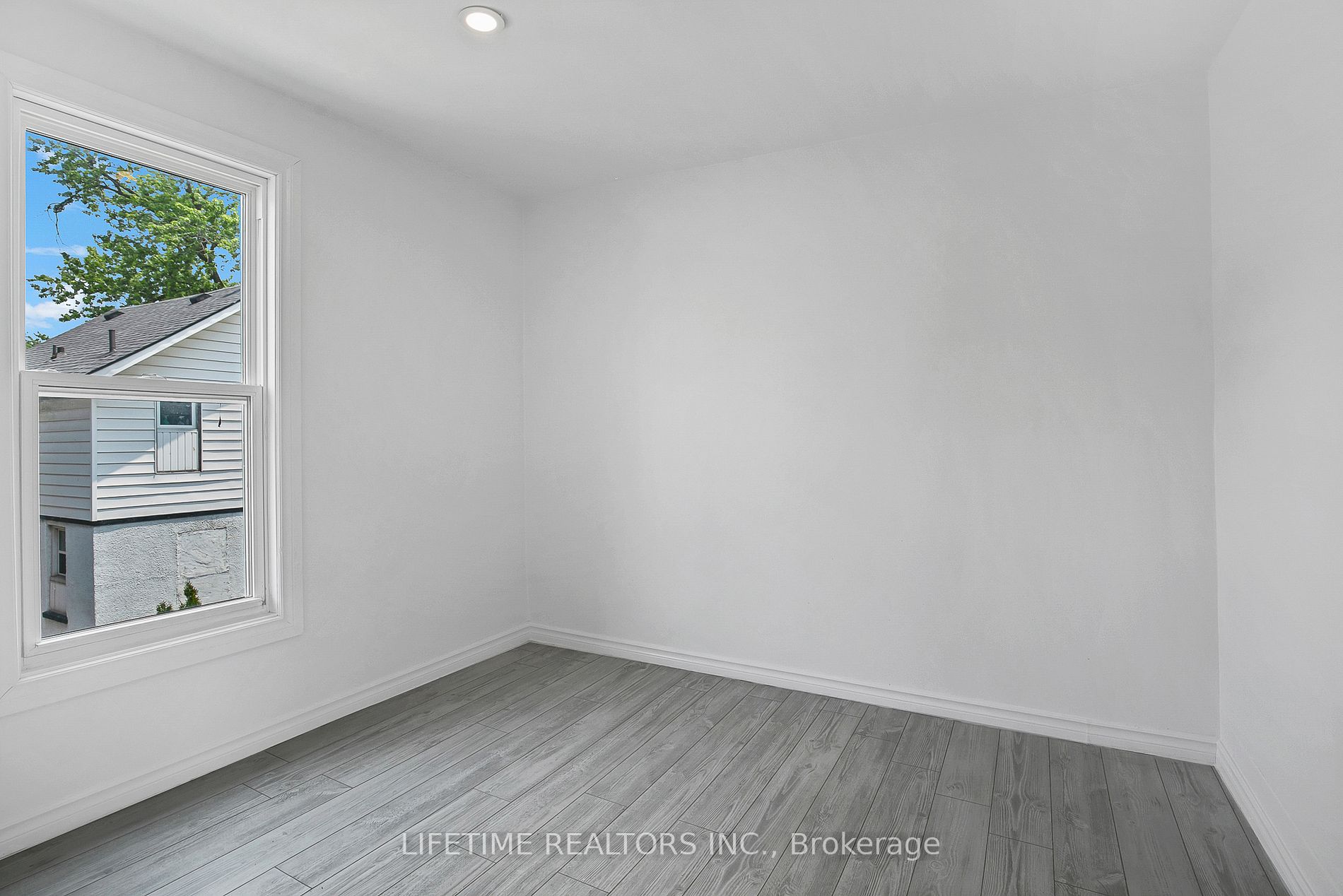 1108 Wellington Avenue