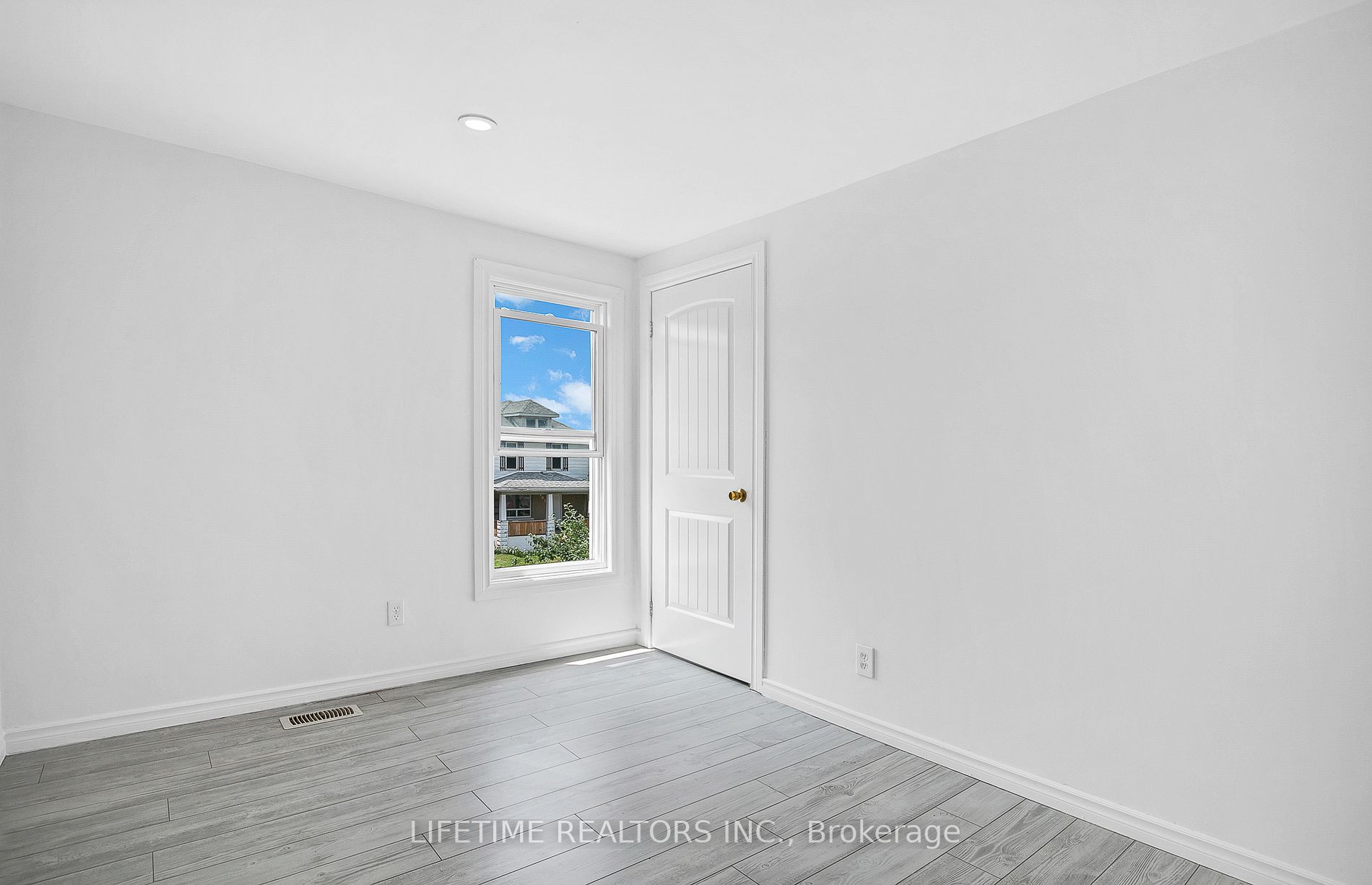 1108 Wellington Avenue