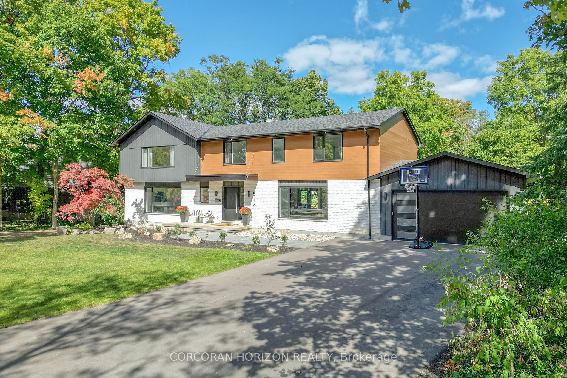 514 Oxbow Rd