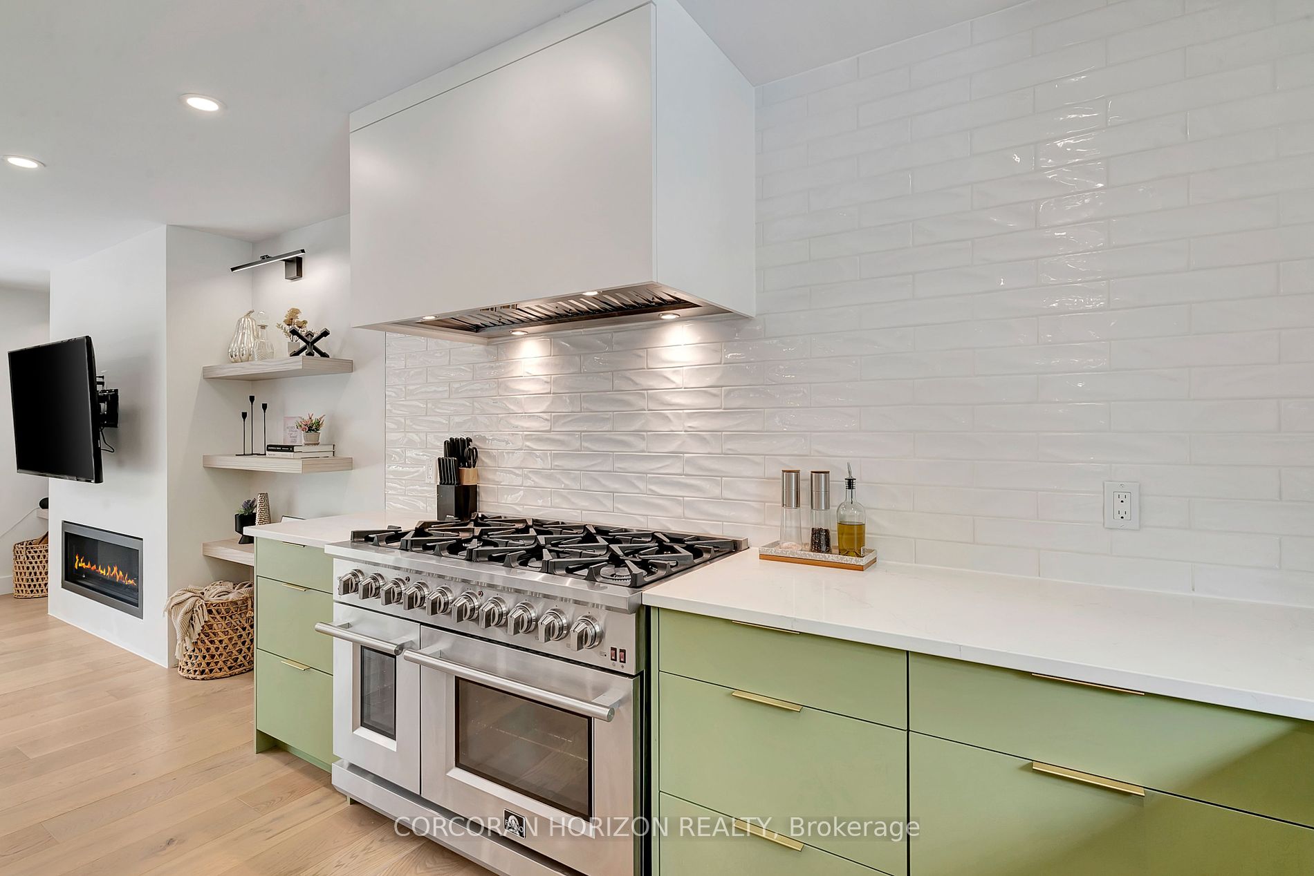 514 Oxbow Rd