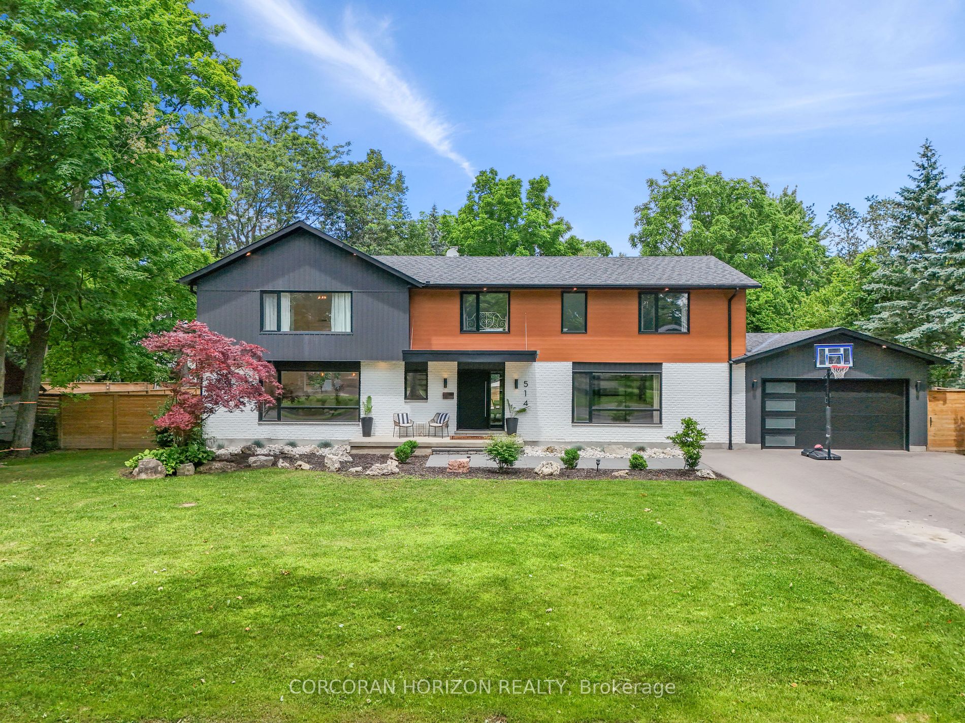 514 Oxbow Rd