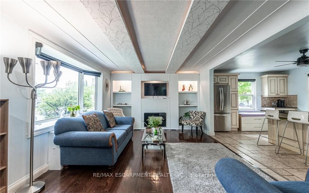 298 Dewitt Road