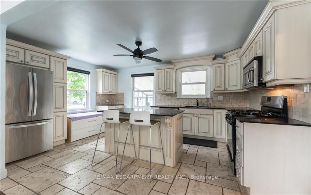 298 Dewitt Road