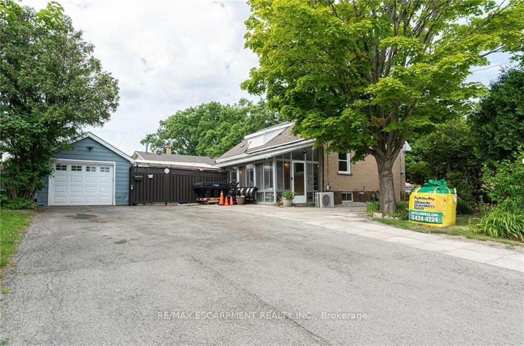 298 Dewitt Road
