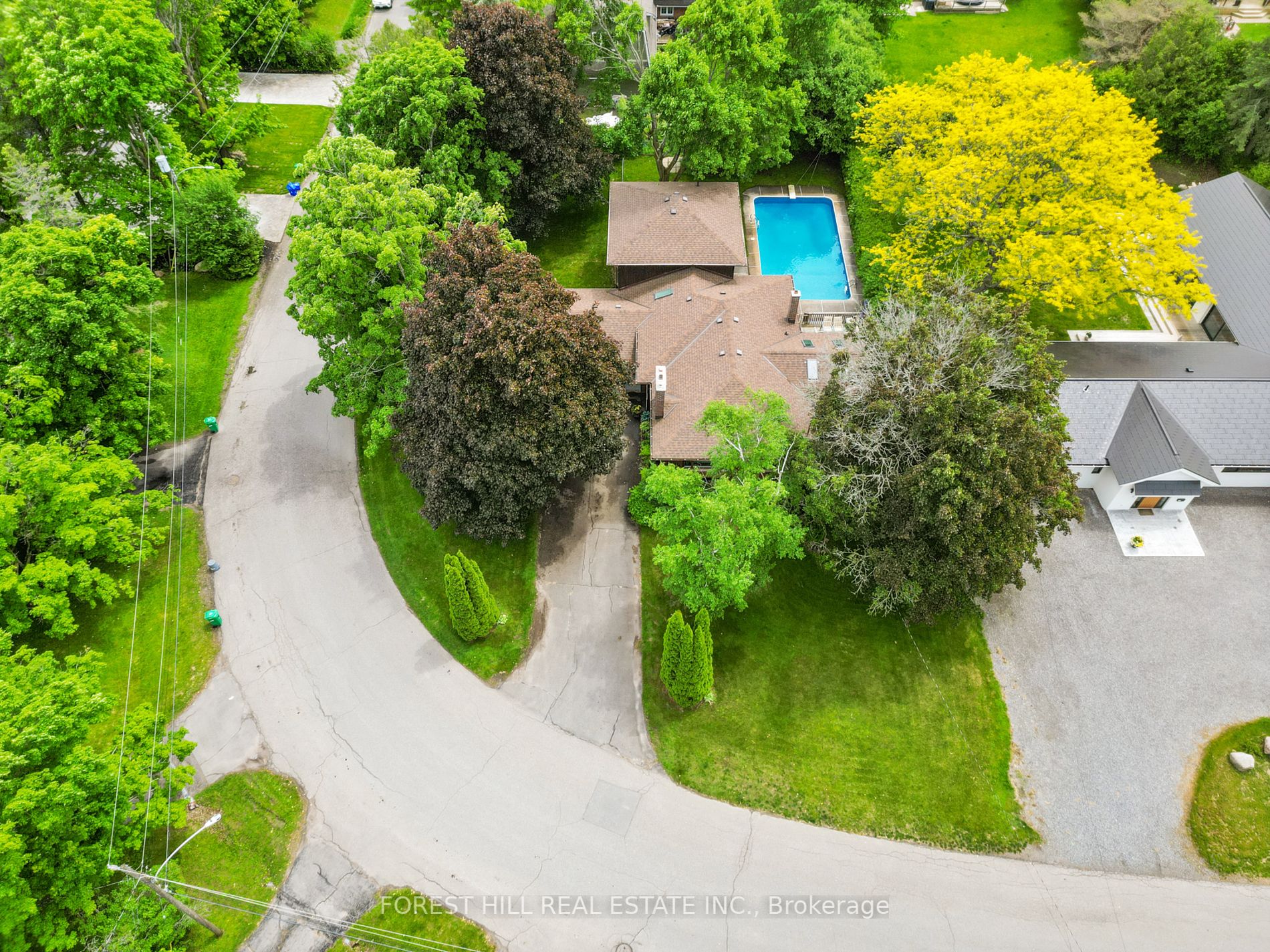 285 Cottonwood Dr
