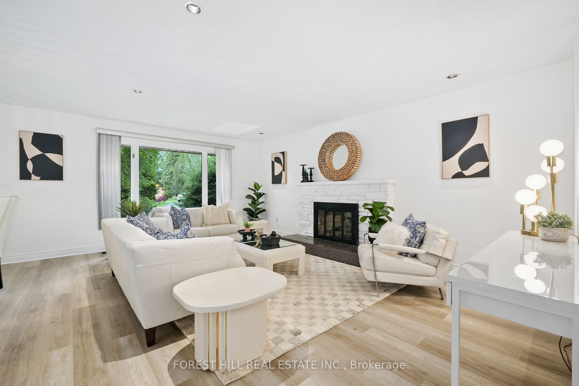 285 Cottonwood Dr