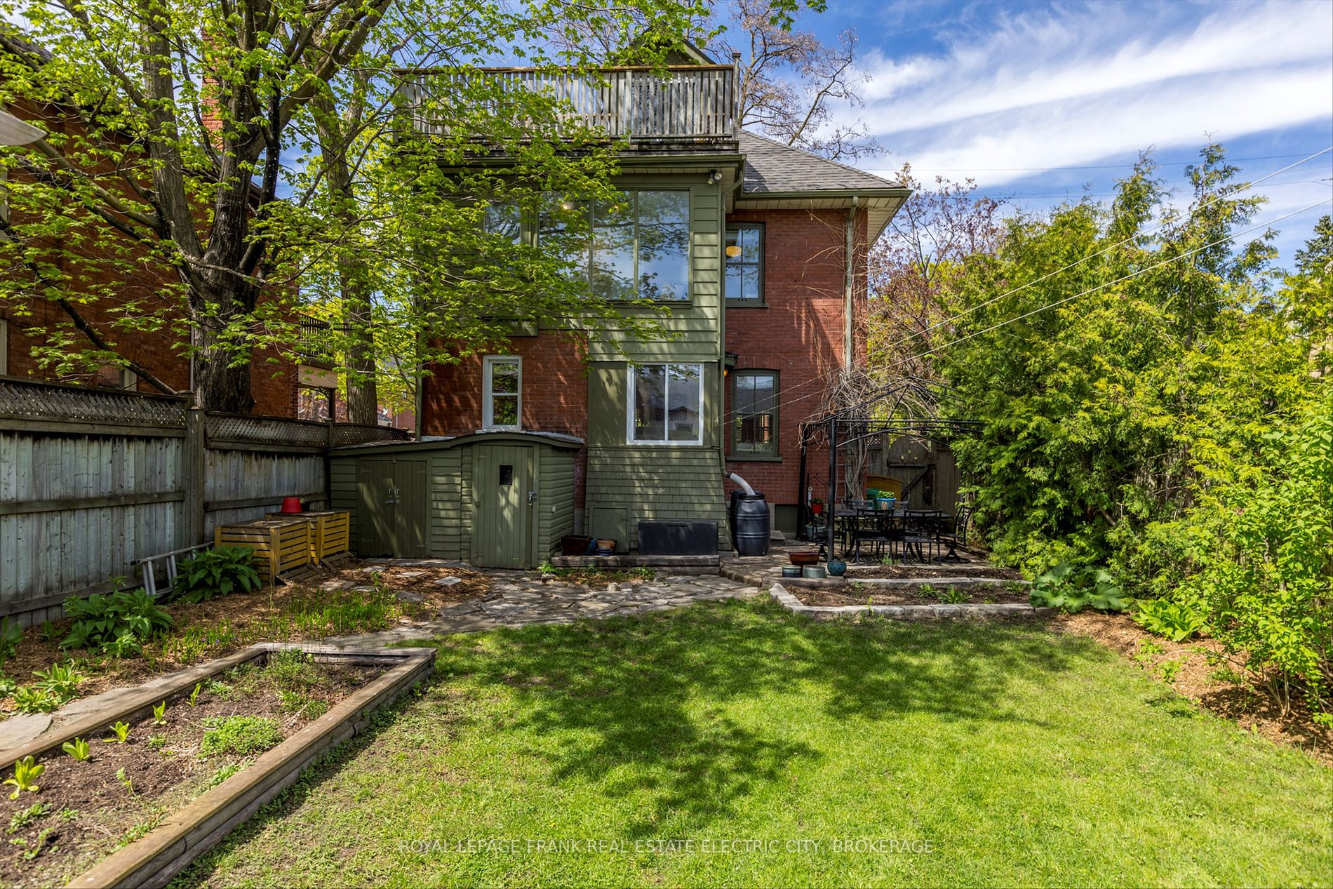 509 Gilmour Street