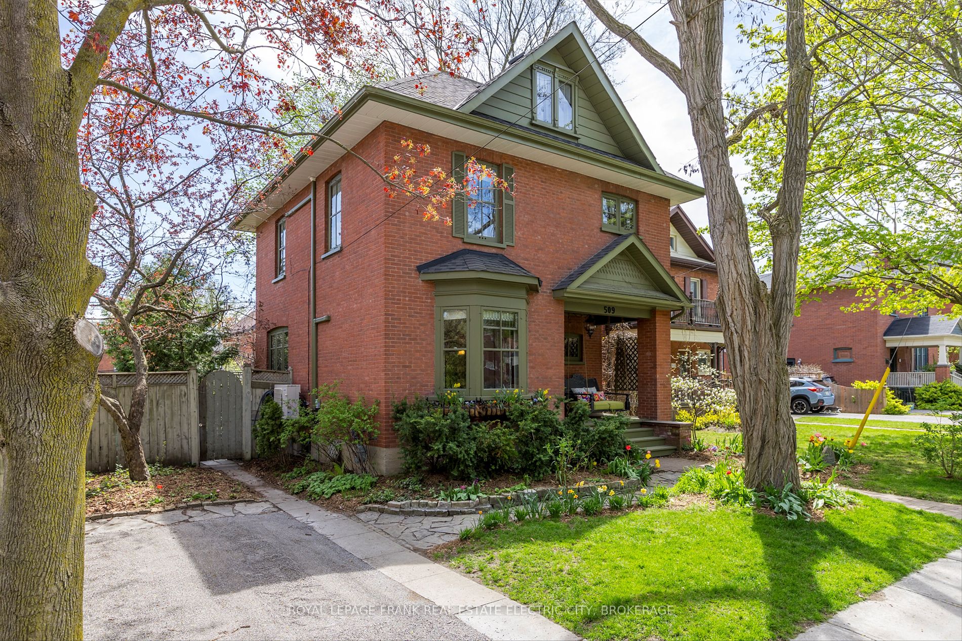 509 Gilmour Street