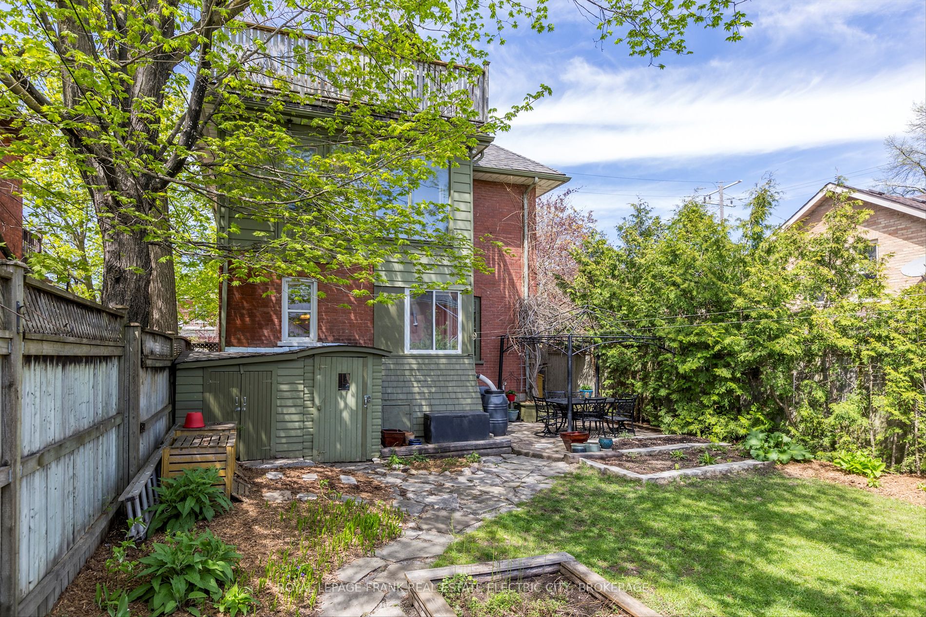 509 Gilmour Street