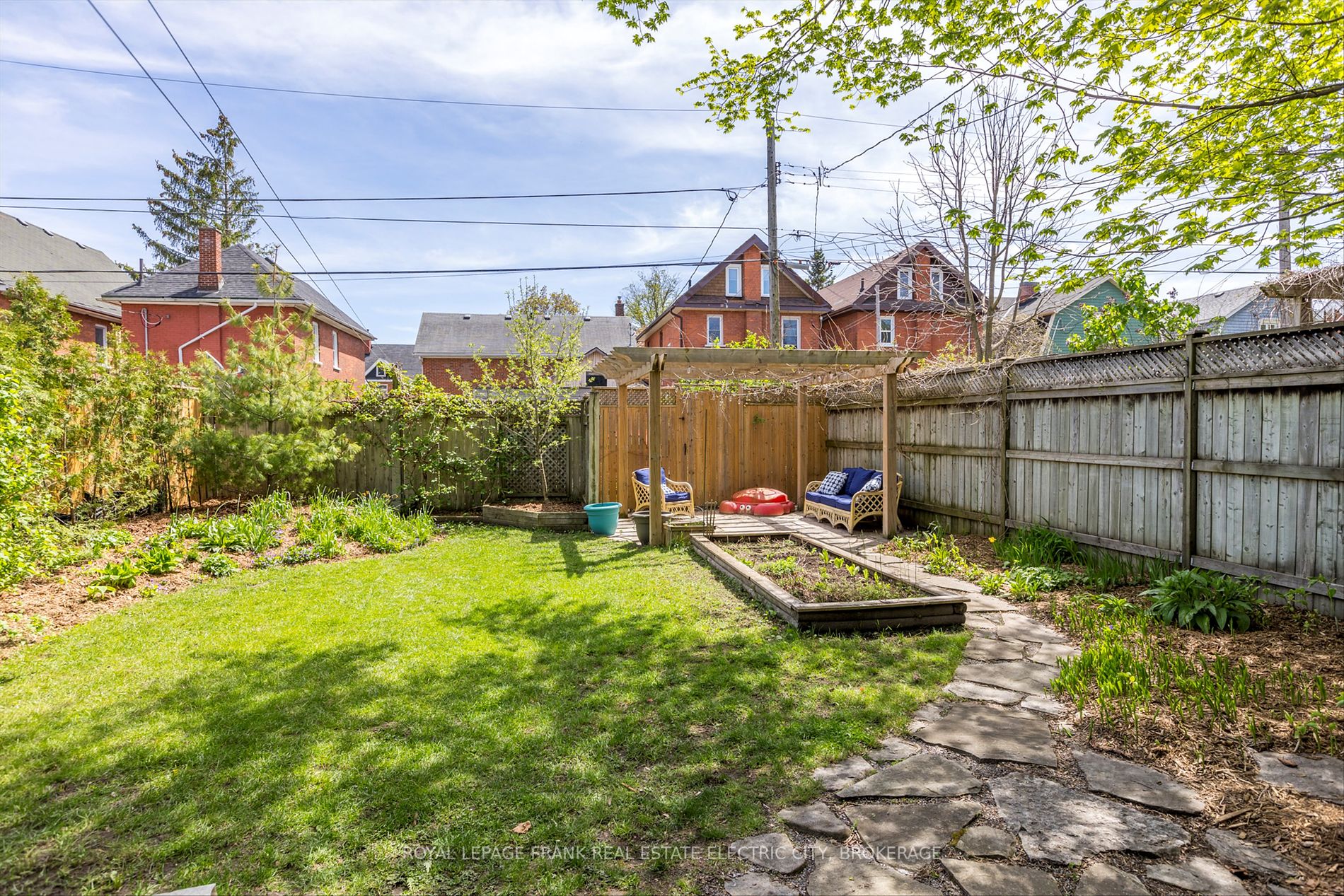 509 Gilmour Street