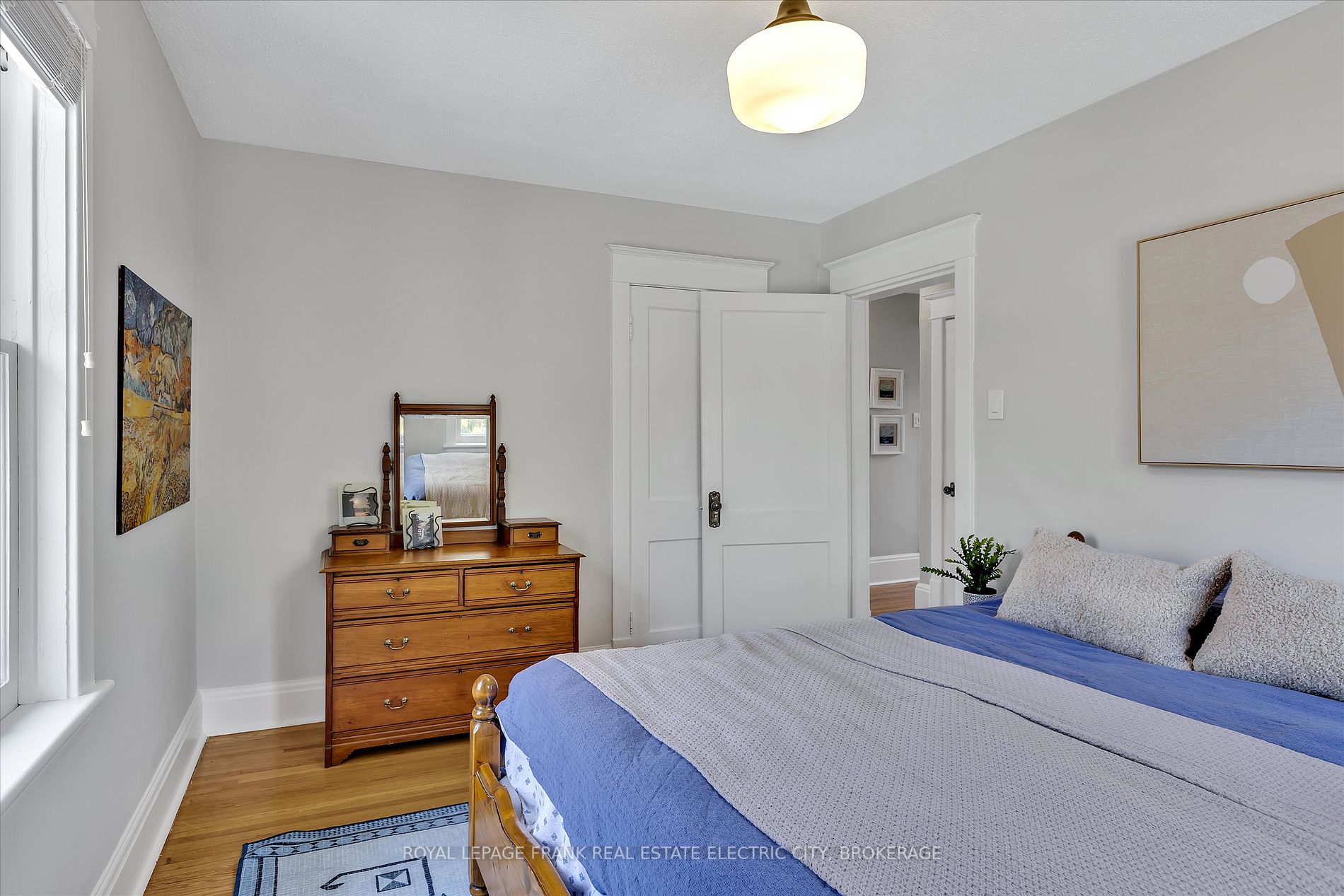 509 Gilmour Street