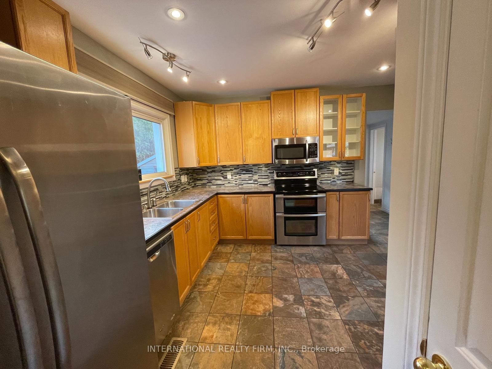 235 Millen Rd