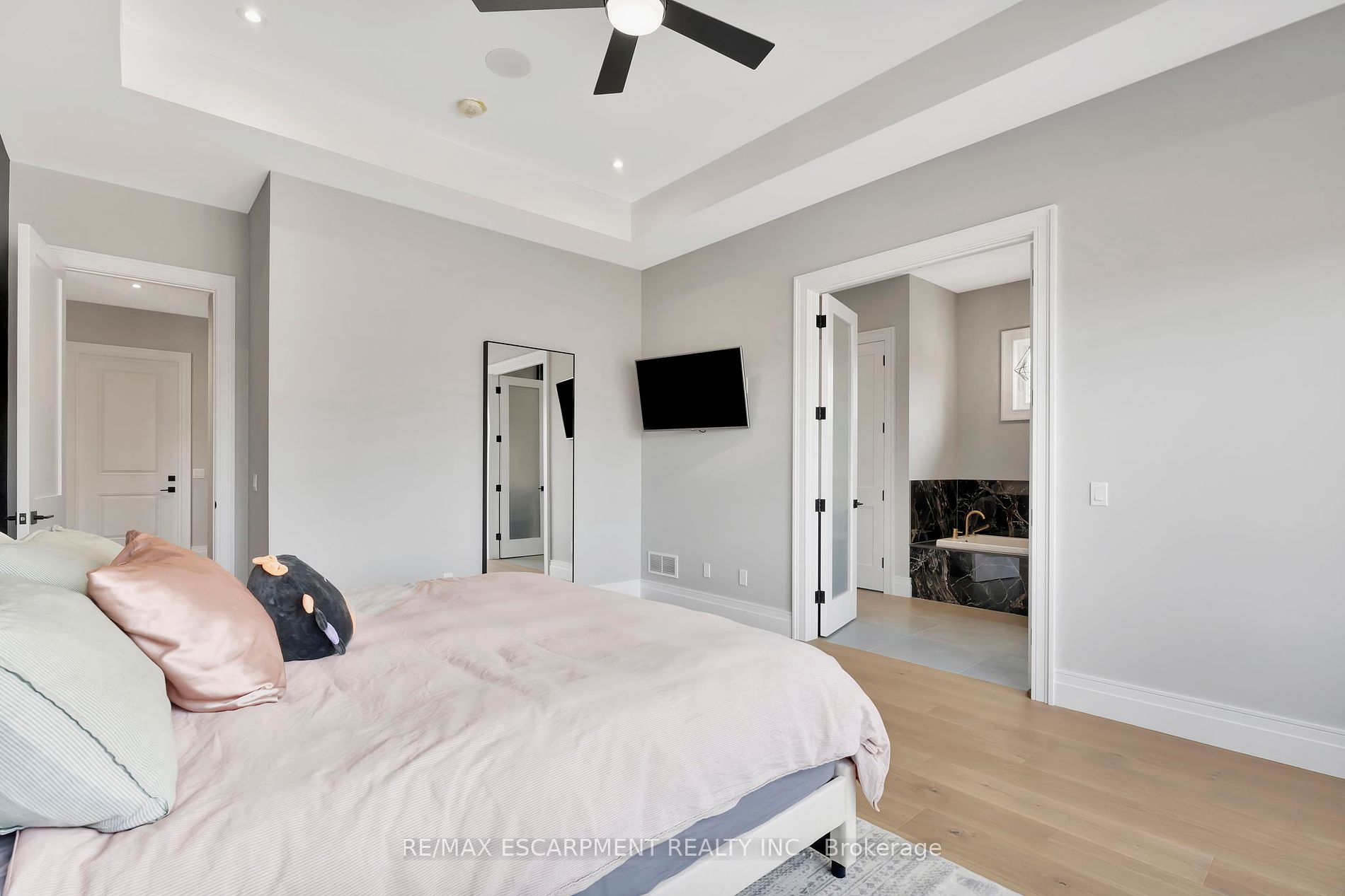3 Clover Lane