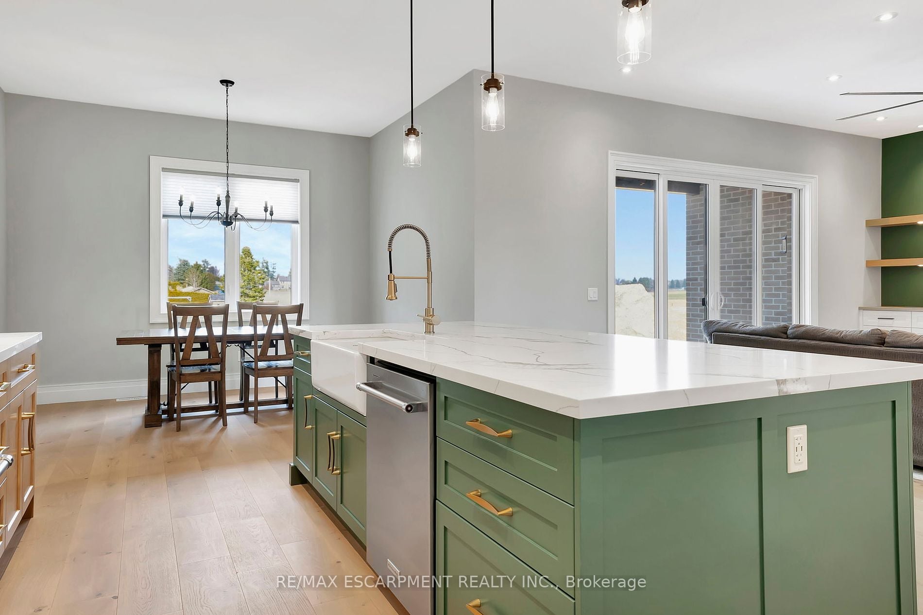 3 Clover Lane