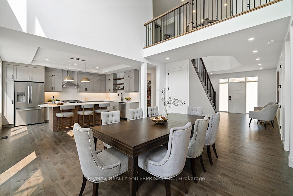 125 Villeneuve Dr