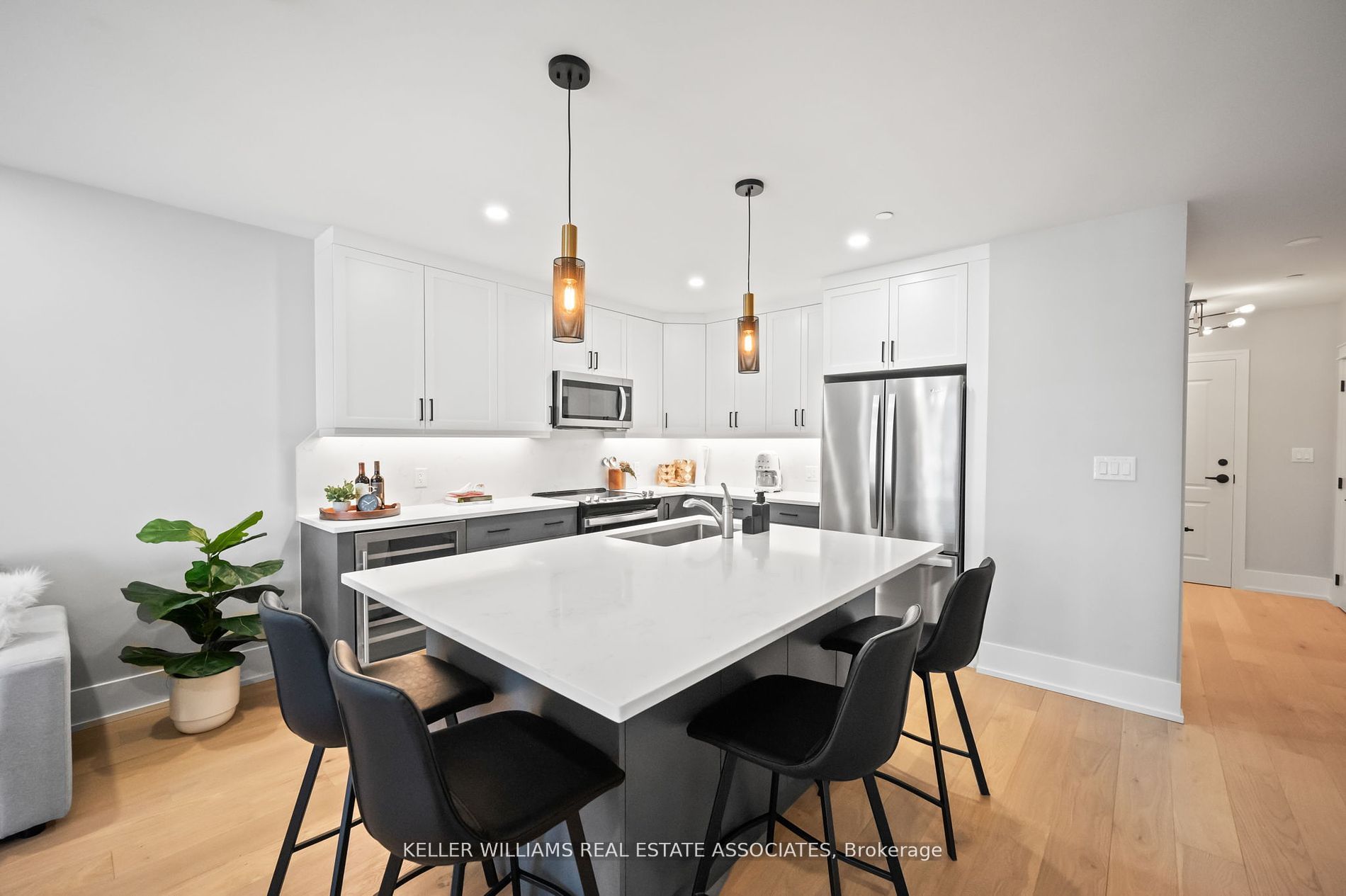 17 Cleave Avenue, #301
