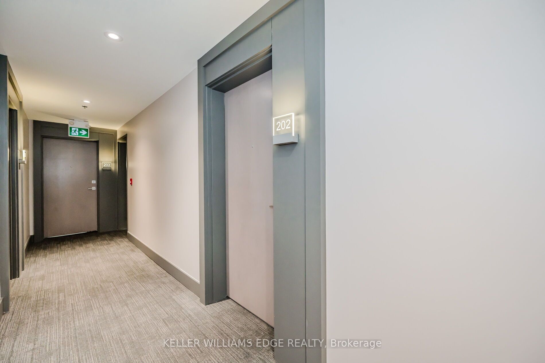 479 Charlton Ave E, #202