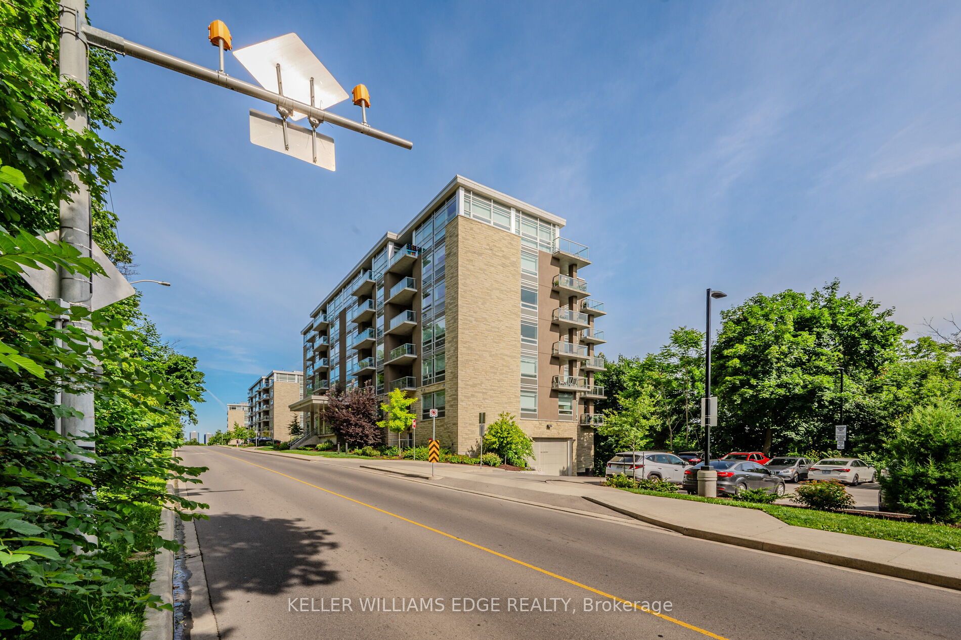 479 Charlton Ave E, #202
