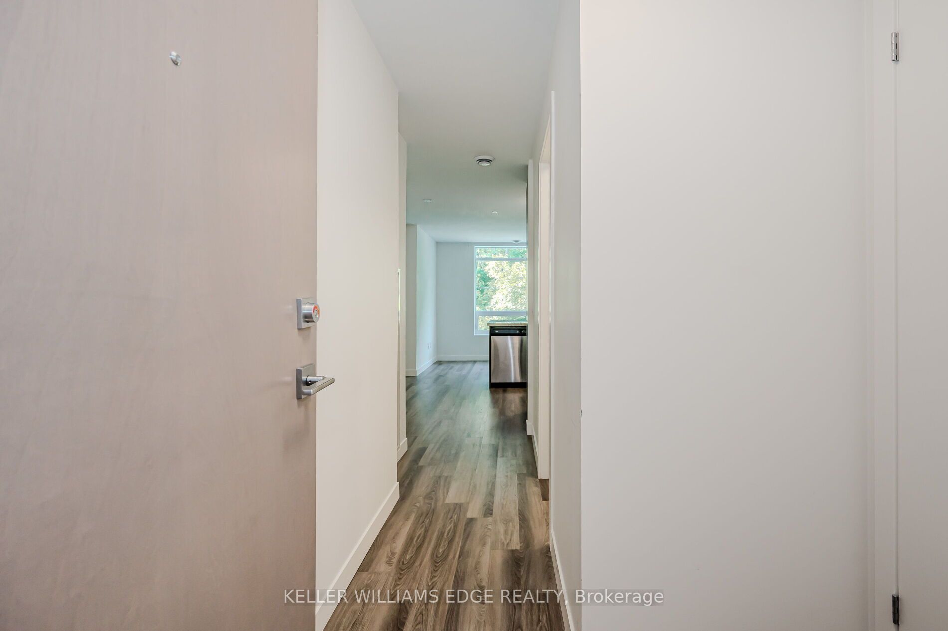 479 Charlton Ave E, #202