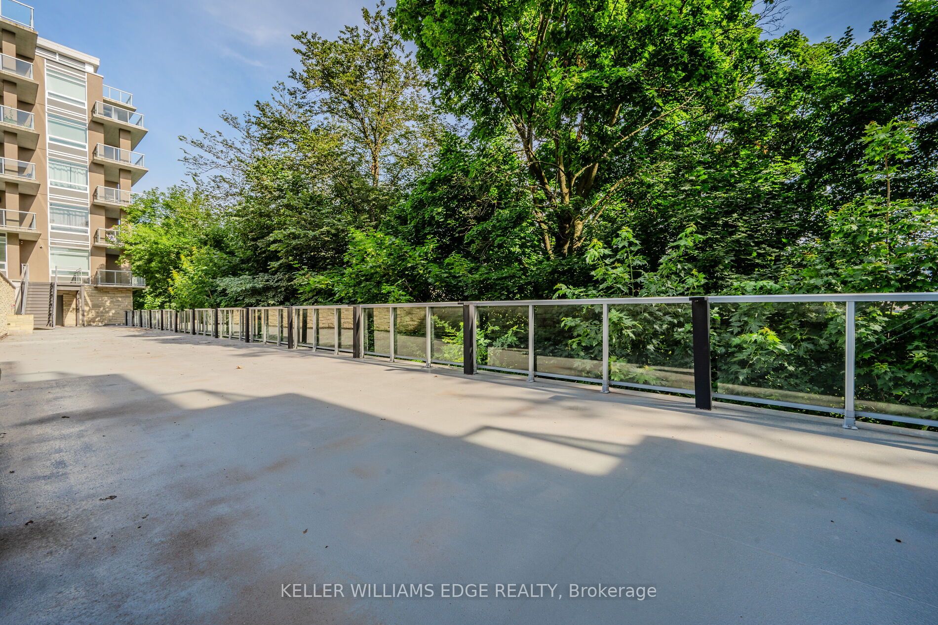 479 Charlton Ave E, #202