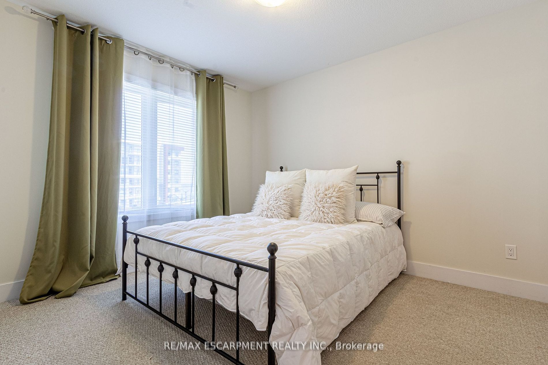 115 Shoreview Pl, #Th#11