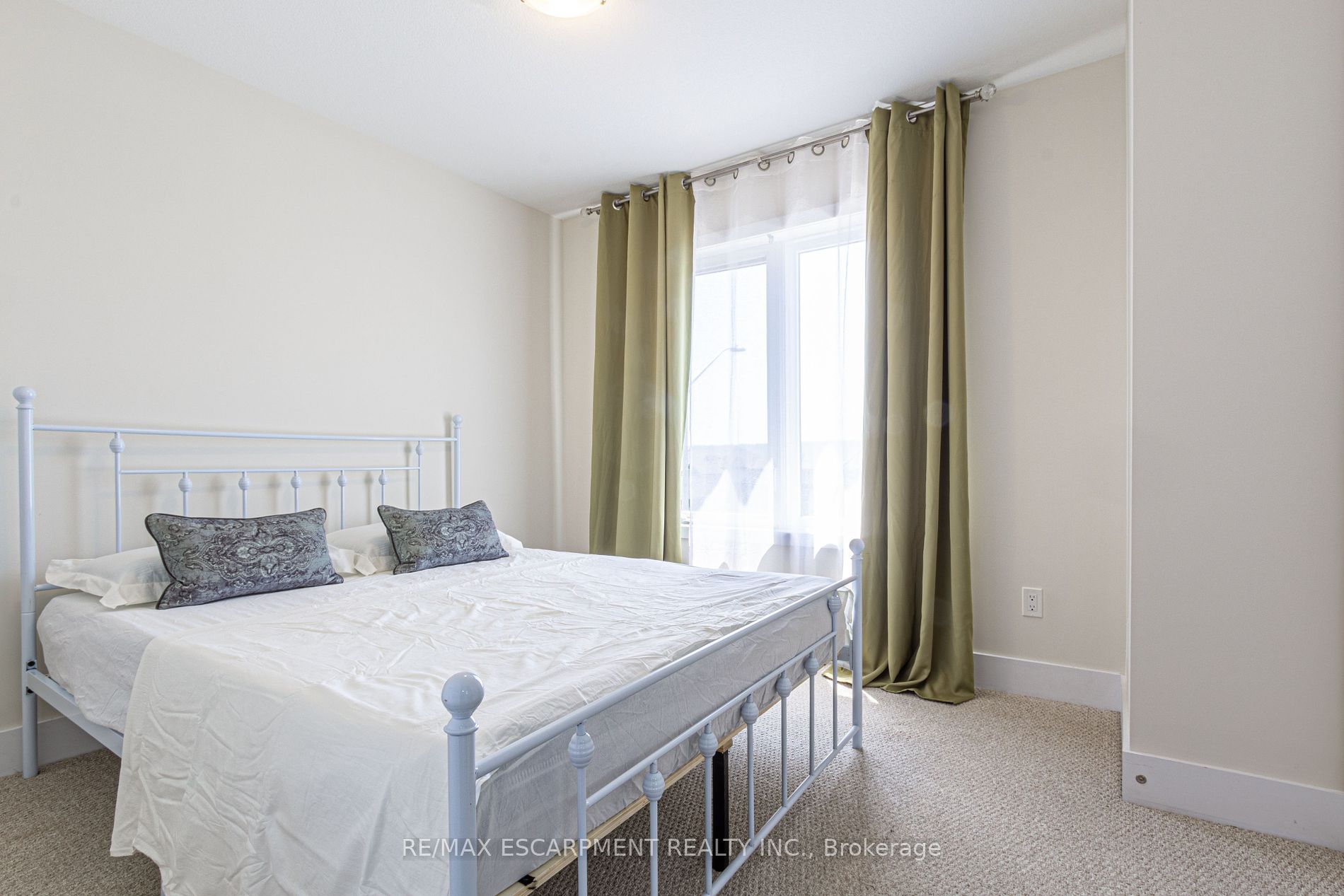 115 Shoreview Pl, #Th#11