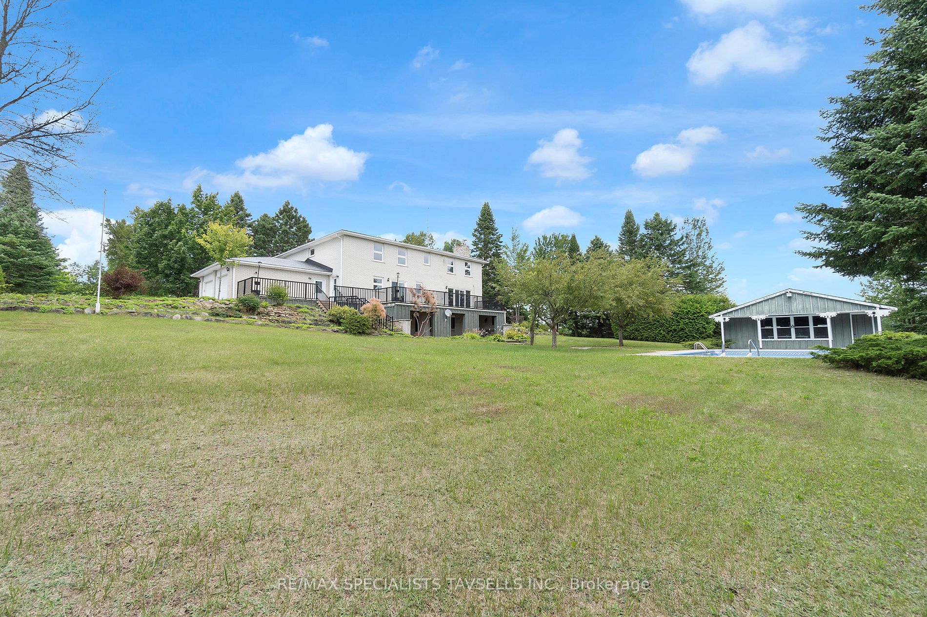426218 25 Side Rd