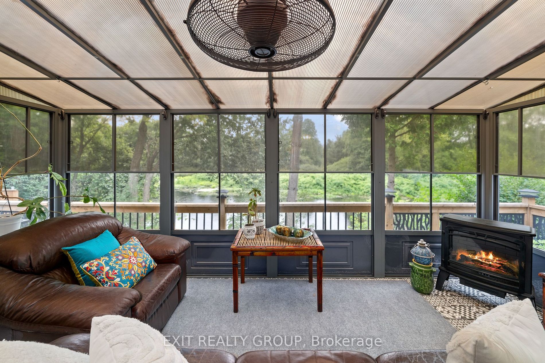 587 Scuttlehole Road