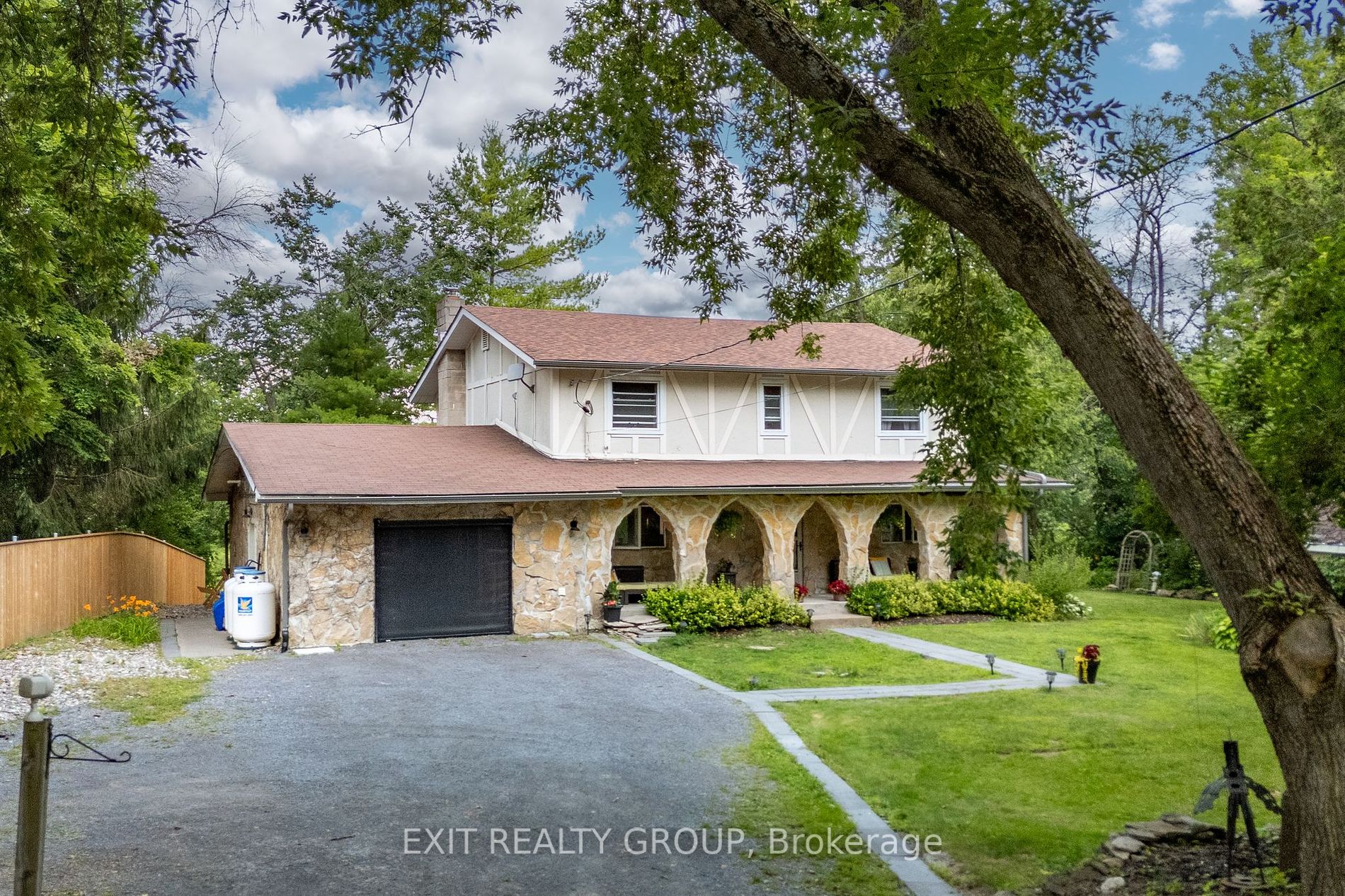 587 Scuttlehole Road