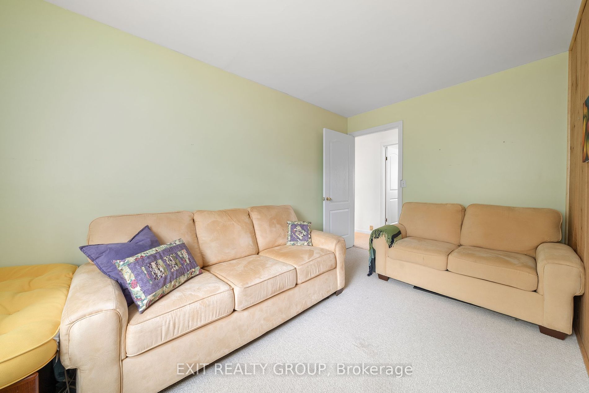 587 Scuttlehole Road