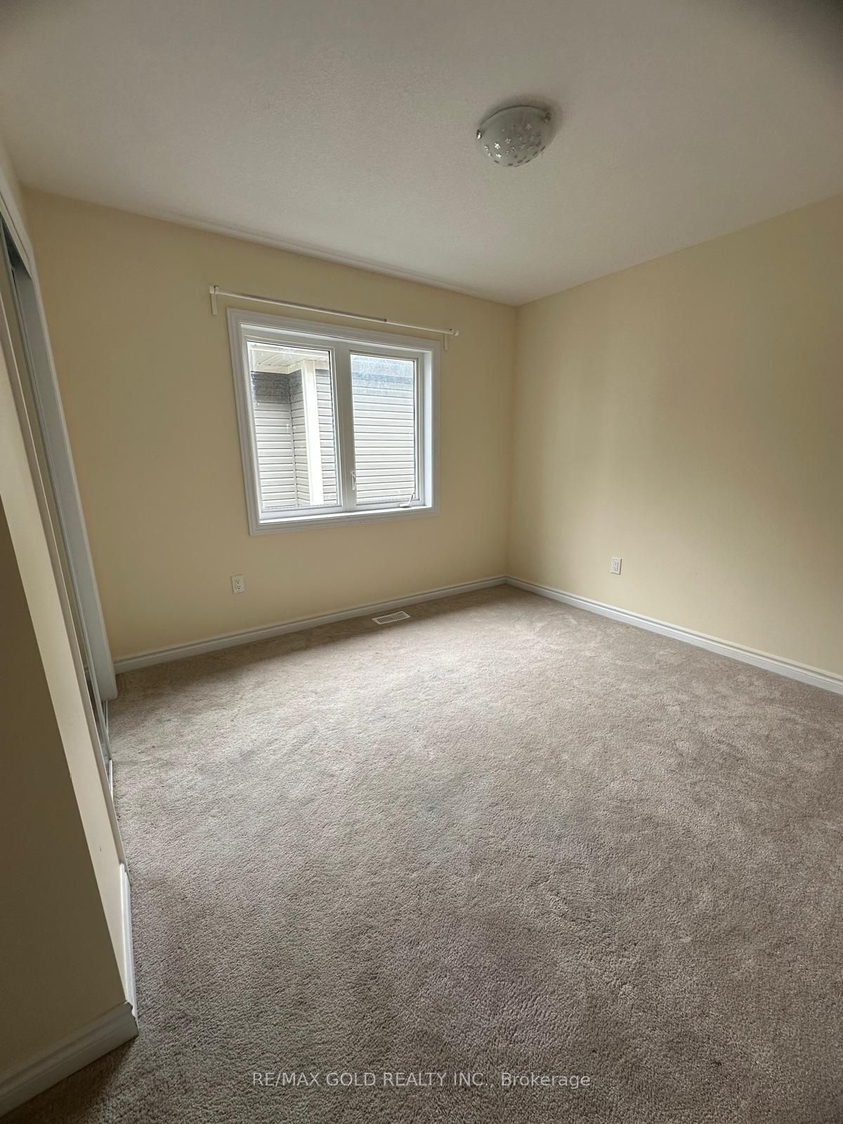 121 Explorer Way