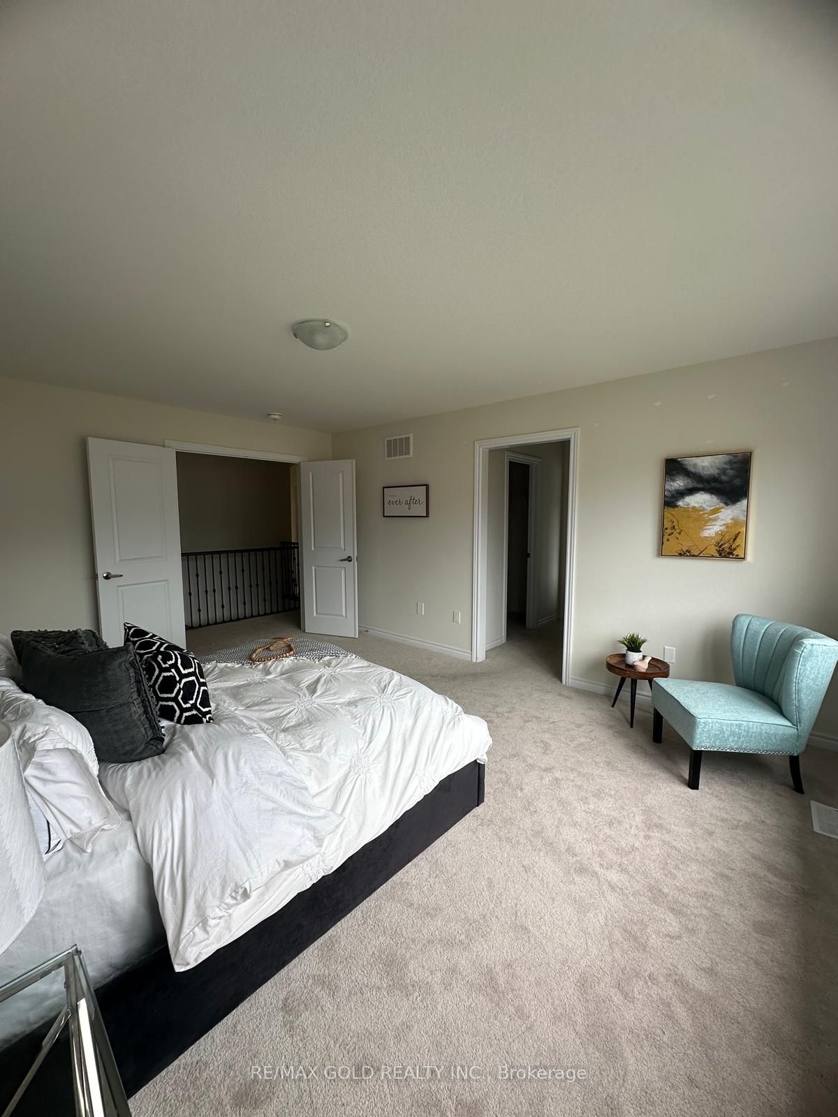 121 Explorer Way