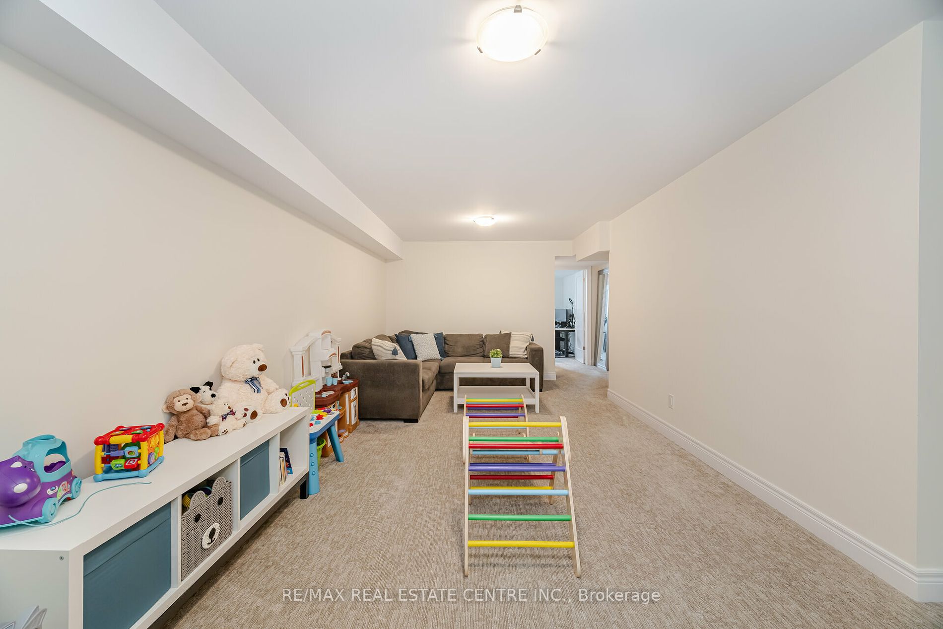 199 Alderson Court